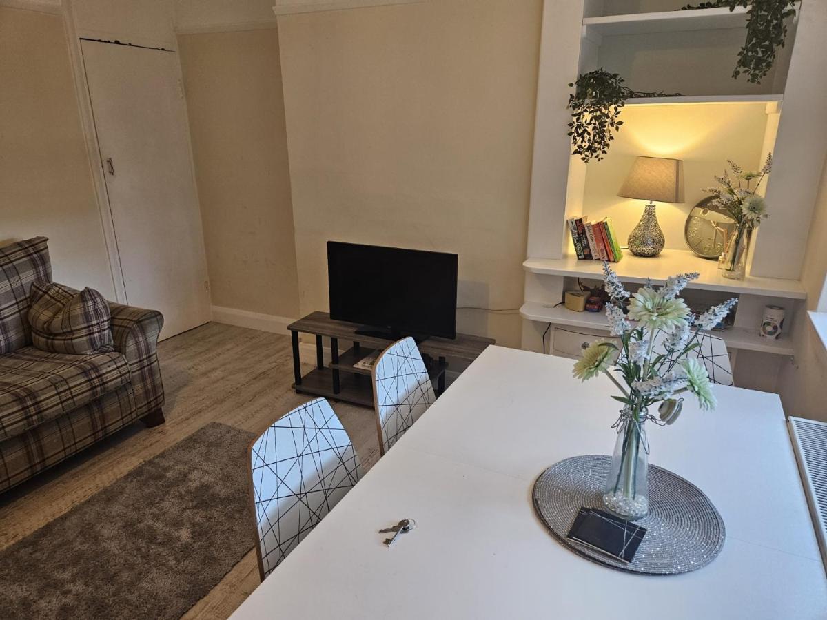 Leigh-On-Sea Retreat - 2 Bedroom Apartment Kültér fotó
