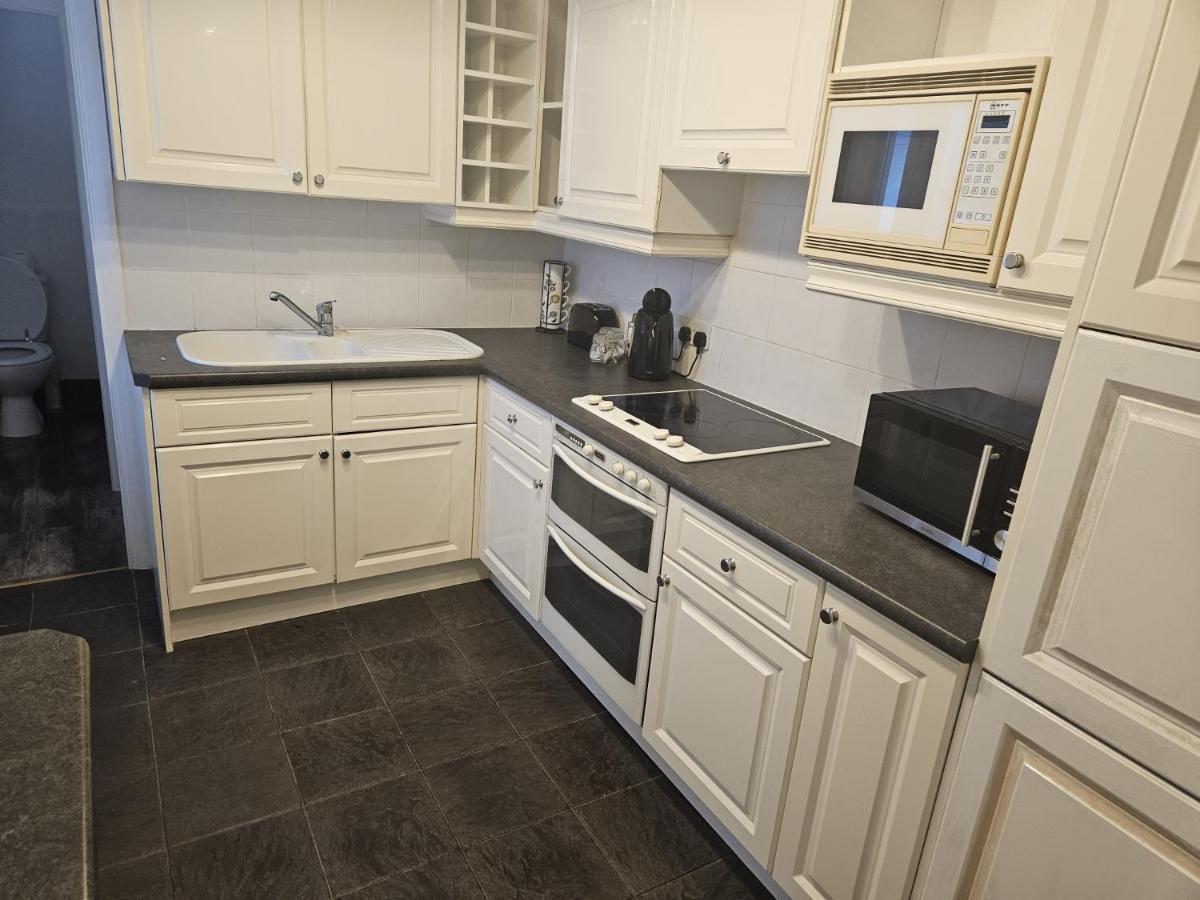 Leigh-On-Sea Retreat - 2 Bedroom Apartment Kültér fotó